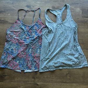 2 Zella XL work out tanks